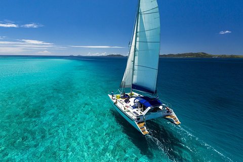 Enjoy an amazing day in Isla Mujeres with snorkeling food, drinks