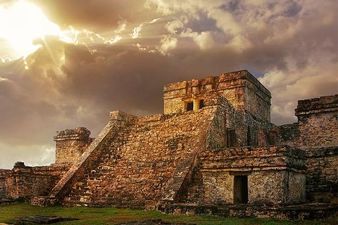Private Guided Day Trip to Tulum from Riviera Maya or Cancun