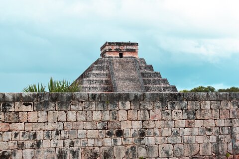 Discover Chichén Itzá & Cenote. Lunch and transport included