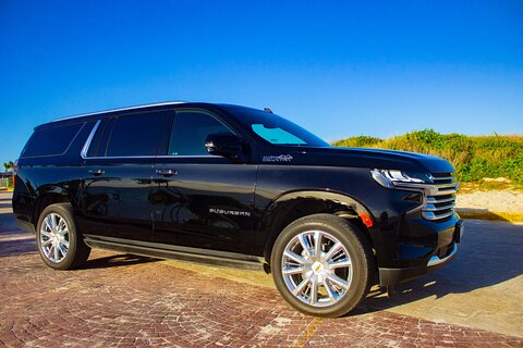 Departure by Luxury Suv from Puerto Morelos to Cancun Airport