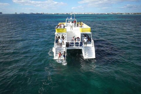 Half Day Sailing at Isla Mujeres from Cancun & Playa del Carmen