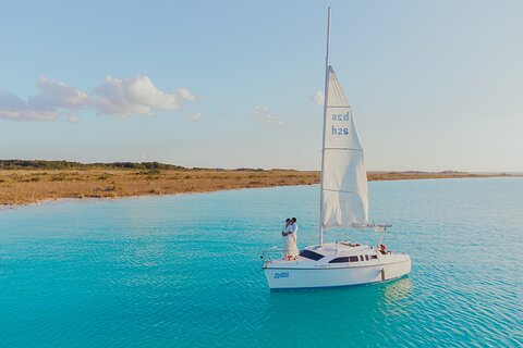 Private sailing tour in the seven colors lagoon in Bacalar