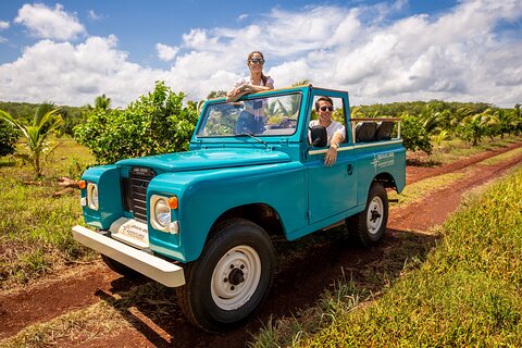 Private Safari Land Rover Vintage Tour Uxmal Ruins & Mayan Brunch