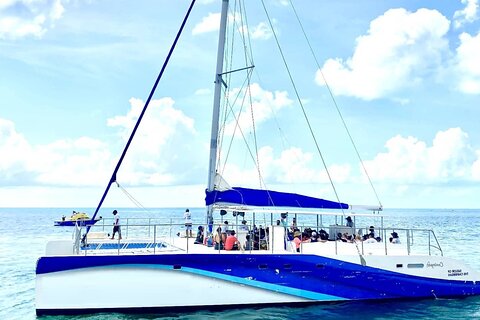Isla Mujeres Unlimited! Drinks, Fun & Party From Playa Del Carmen