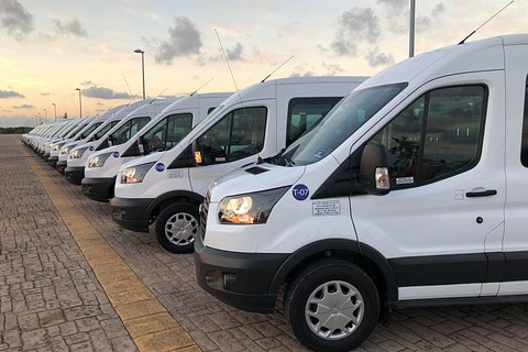 Private Round Trip Transfer from Airport to Cancun