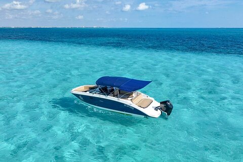 JOPA I Yacht Rental in Cancun