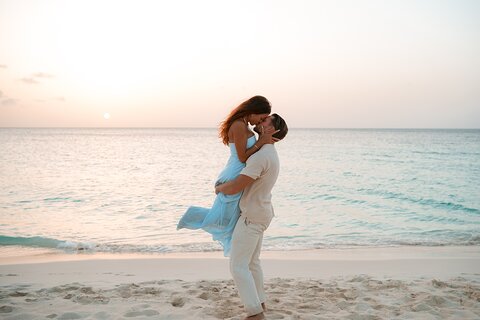 Private Vacation Photoshoot with Photographer in Cancun