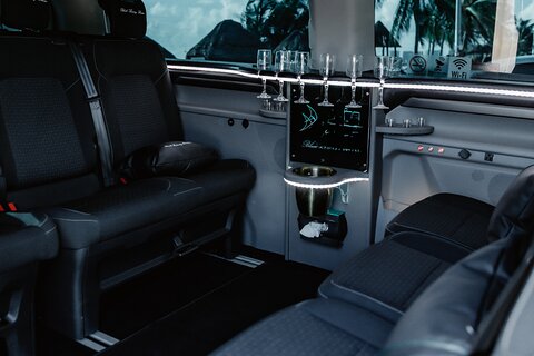 Cancun One-Way Private Black Van Transfer to Quintana Roo Hotels