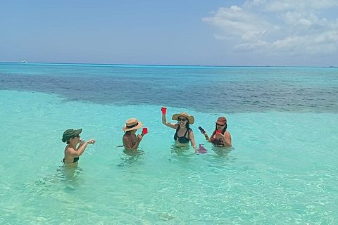 Snorkeling Shared Sky Tour in Cozumel with C