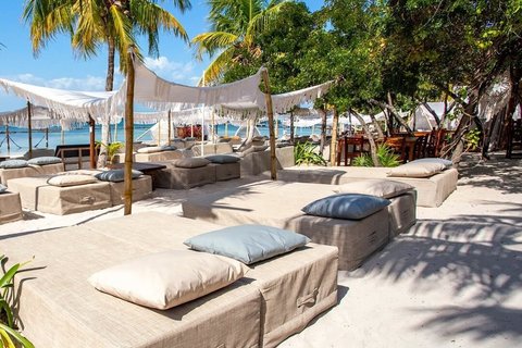 Isla Mujeres Catamaran! Party & Premier Beach Club (Adults Only)