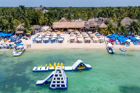Cozumel All-Inclusive Day Pass Beach Club Carlos'n Charlie's