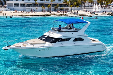 Deluxe Yacht 48FT with FlyBrige Rental in Cancun